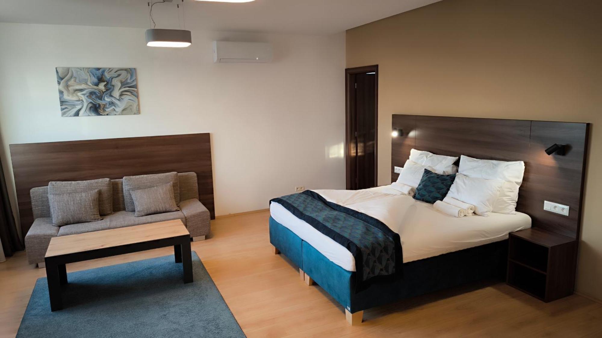 River View Apartments Hotel Bratislava Exterior foto